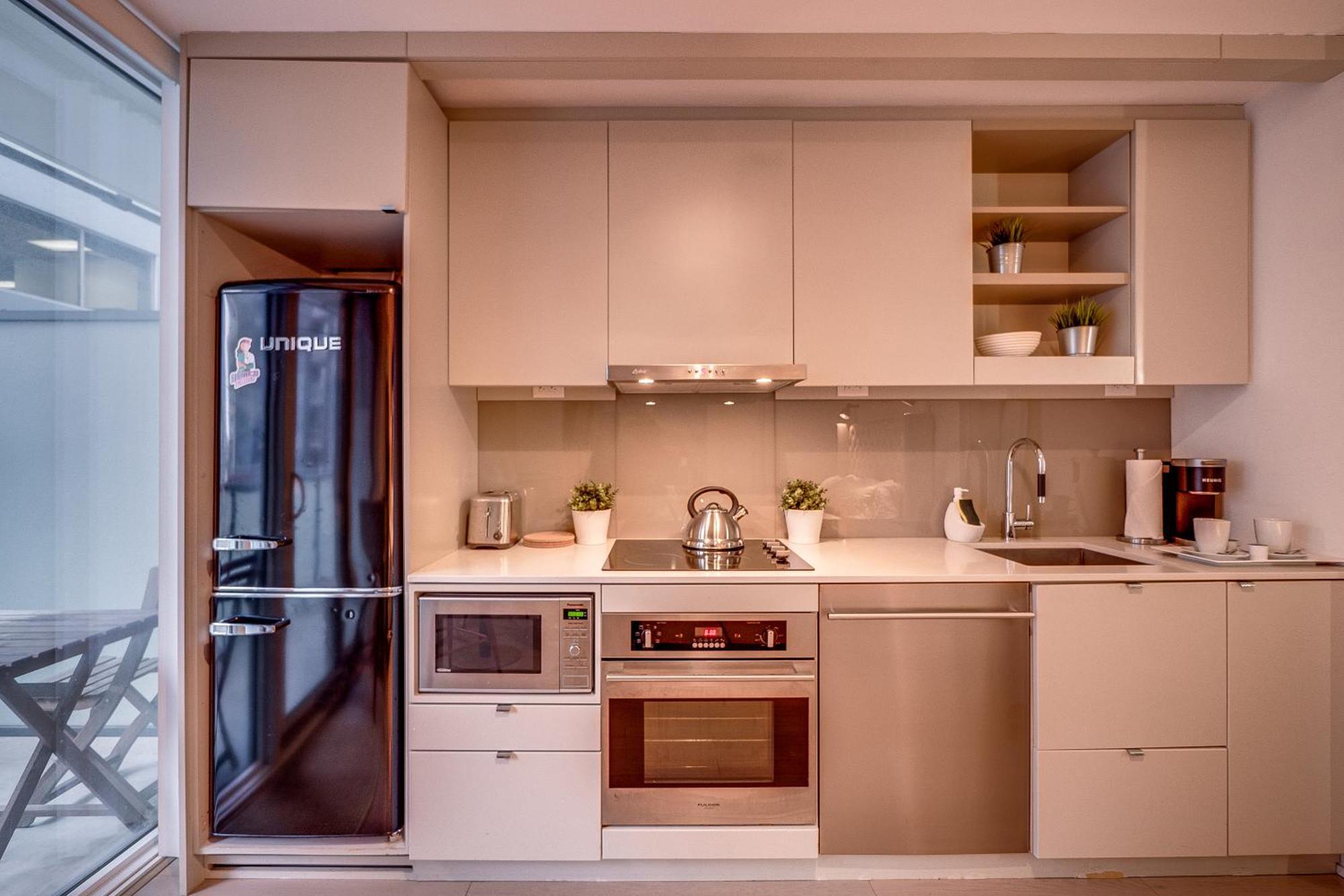 Modern Suite On Peter St - City View Toronto Exterior foto